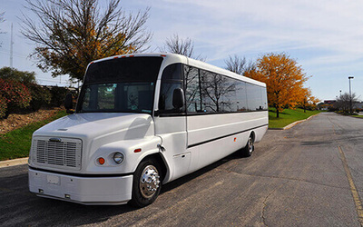 bus charter for airport transfers