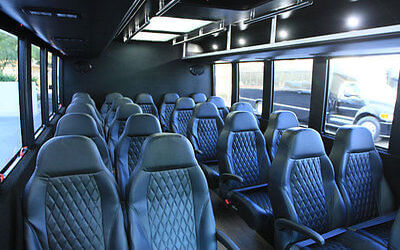 Premium charter buses 