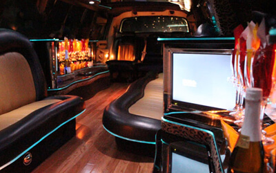 Party bus rental Muskegon